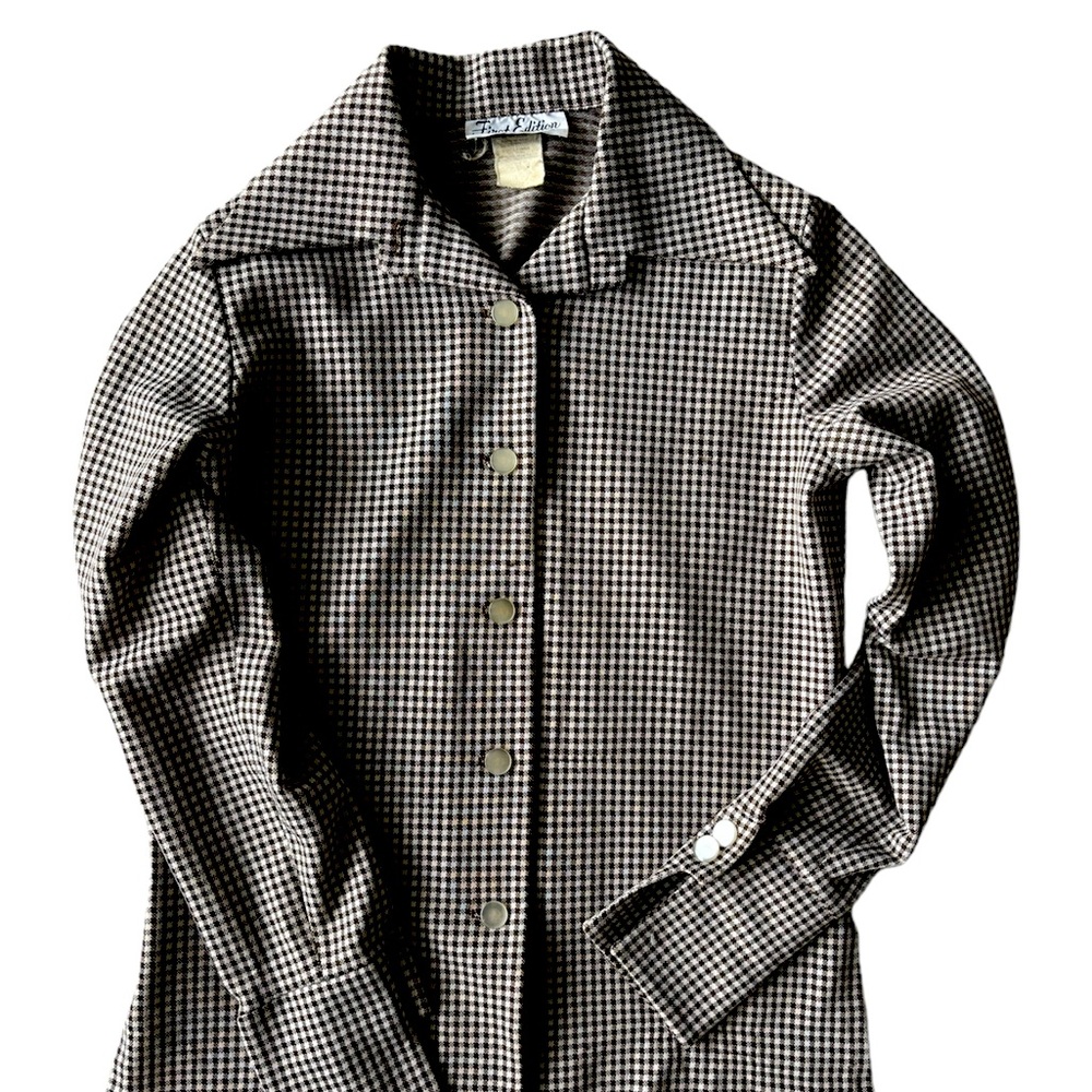 70’s brown gingham button down 
Size. Xs
Shoulders: 15’
Bust: 17’